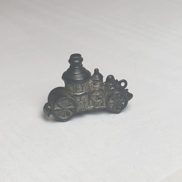 Vintage Cracker Jack Steam Locomotive Mini Miniature Train Metal Figure Figurine - Picture 5 of 9